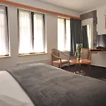 호텔 Du Perron 3*