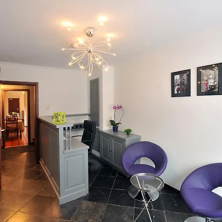 Du Perron ホテル 3*